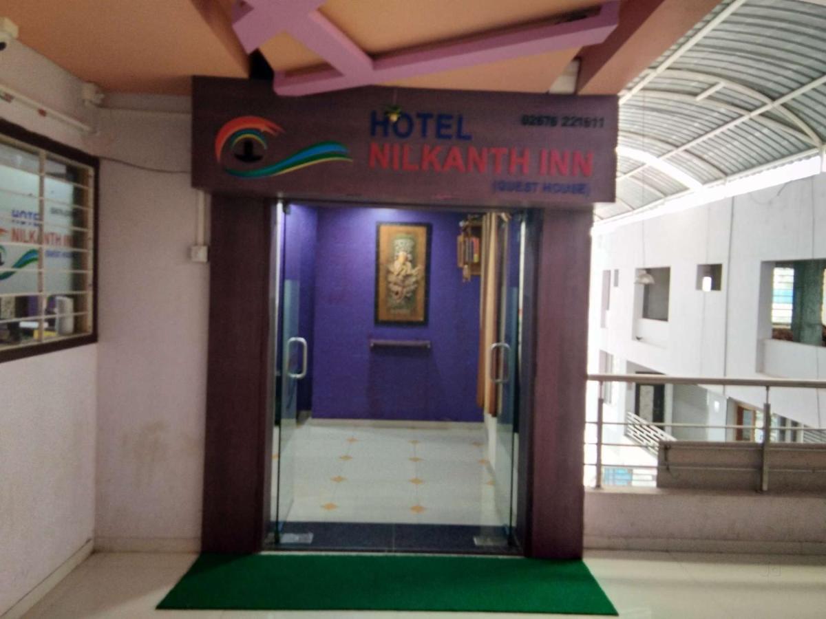 Hotel Nilkanth Inn Halol Экстерьер фото
